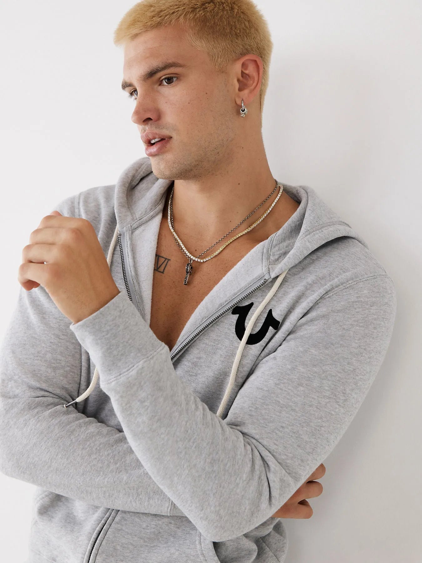 CORE ZIP HOODIE