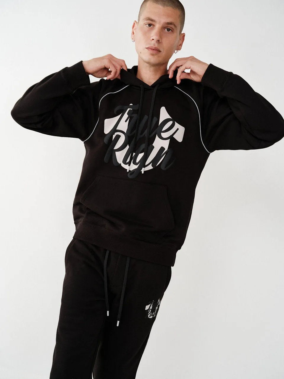 SCRIPT RAGLAN PULLOVER - TRUE RELIGION MEXICO