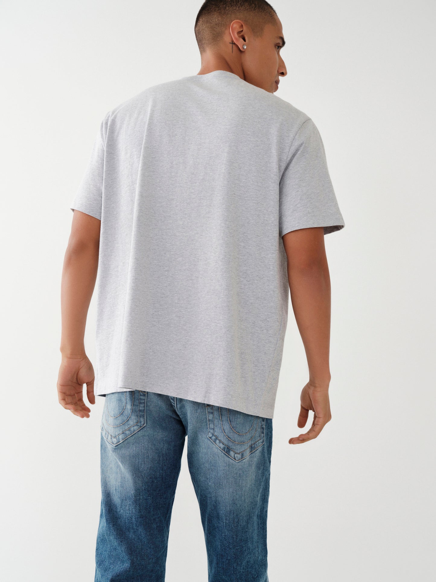 RELAXED ARCH TEE