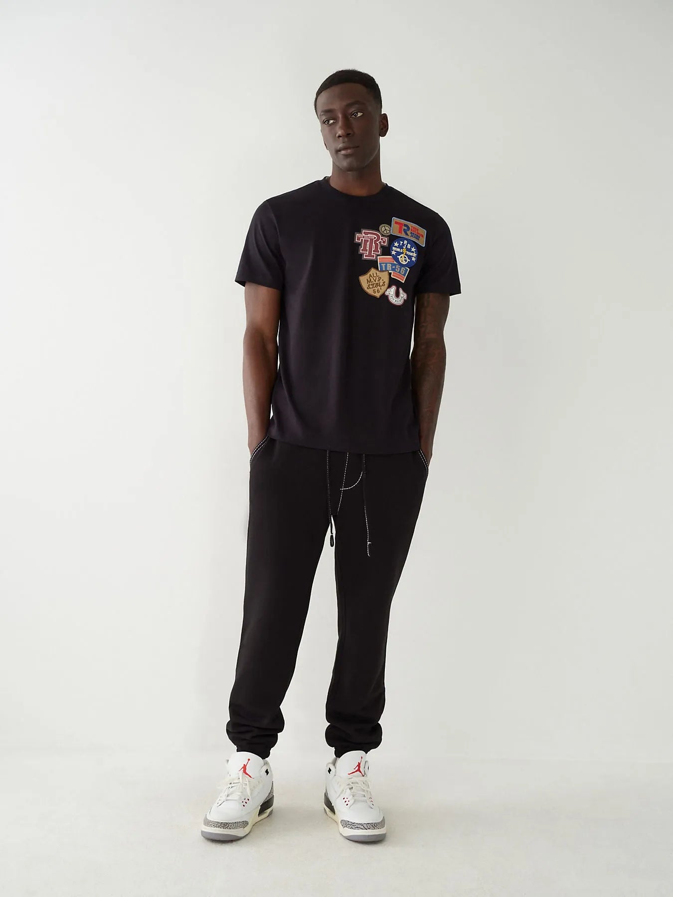 SS COLLEGIATE PATCH TEE