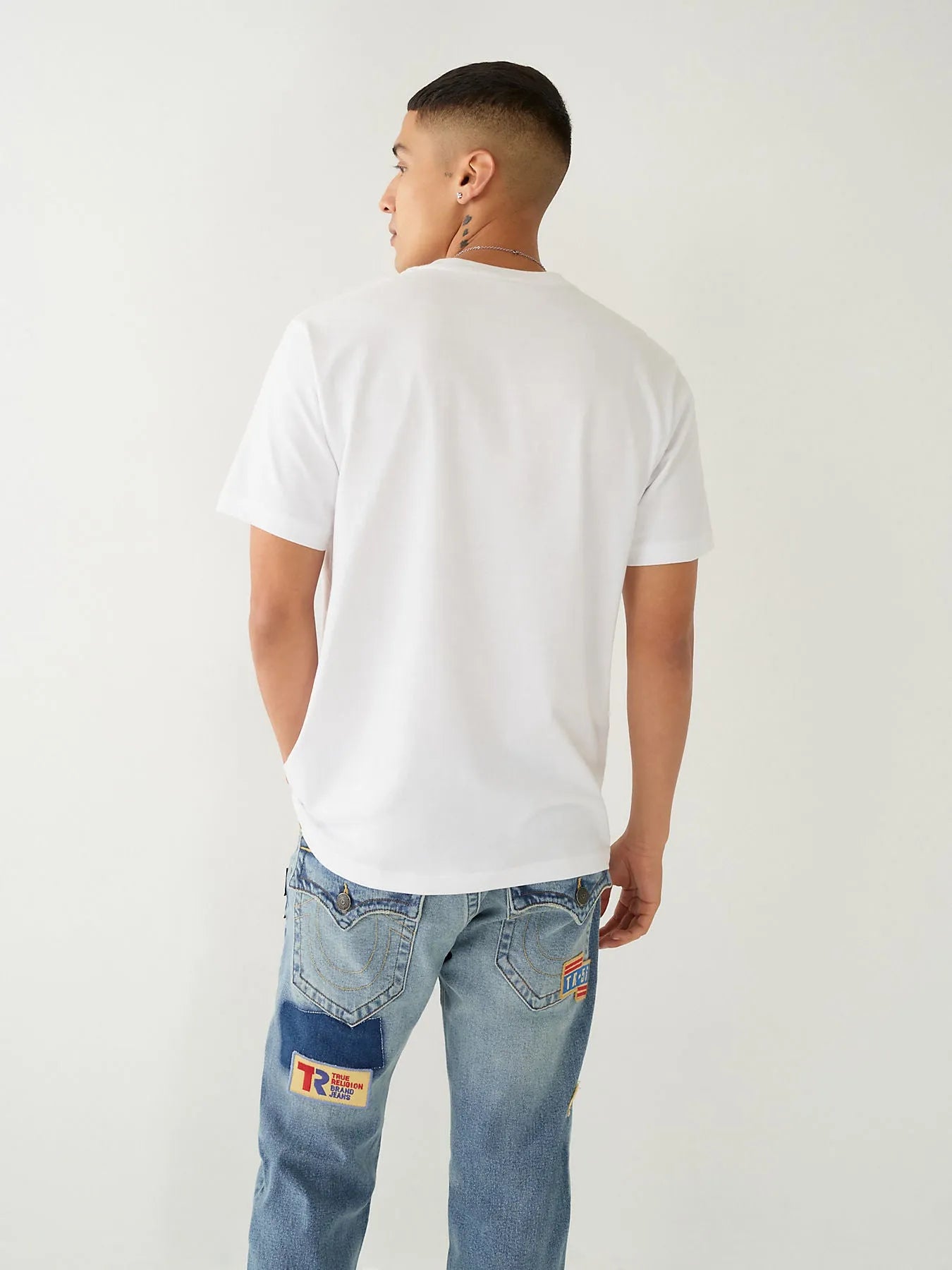 SS COLLEGIATE PATCH TEE