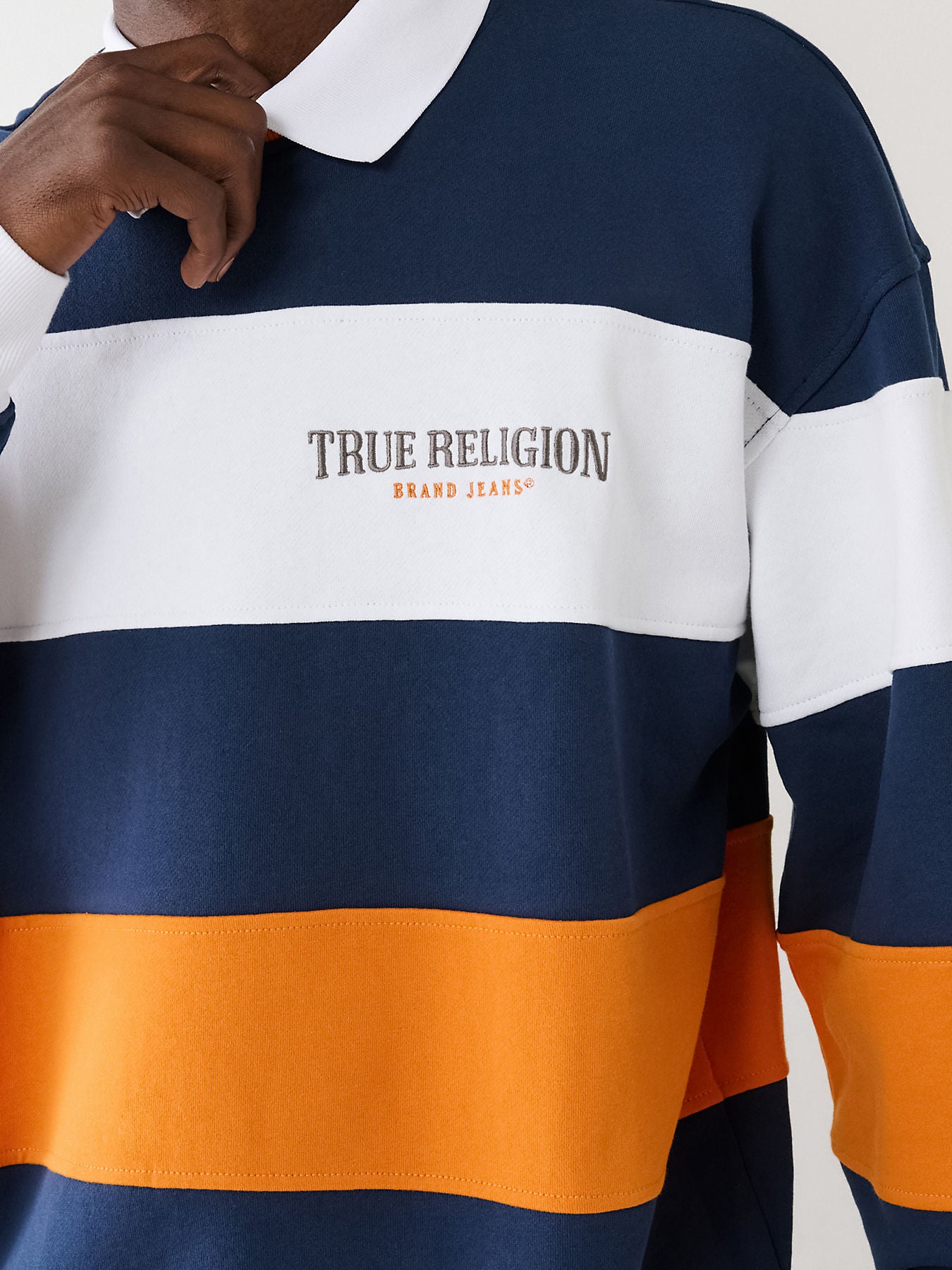 RELAXED PREPPY CREWNECK