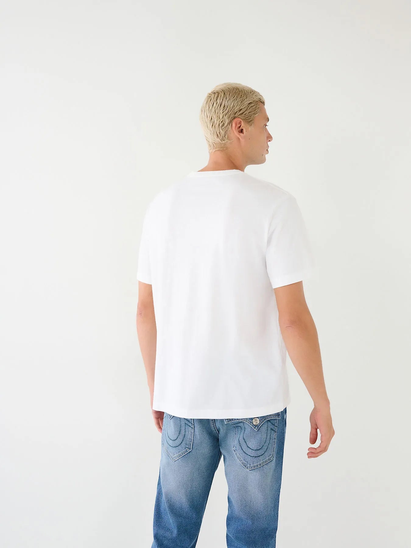 RELAXED DAYDREAM TEE