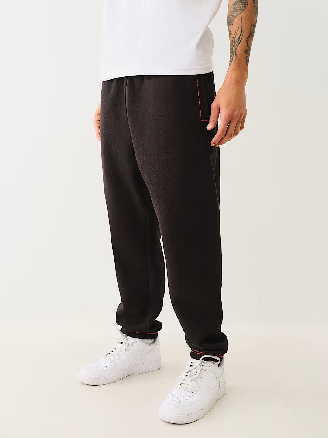 SUPER T RELAXED JOGGER