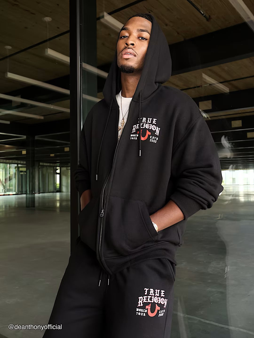 TR FLAG ZIP UP HOODIE