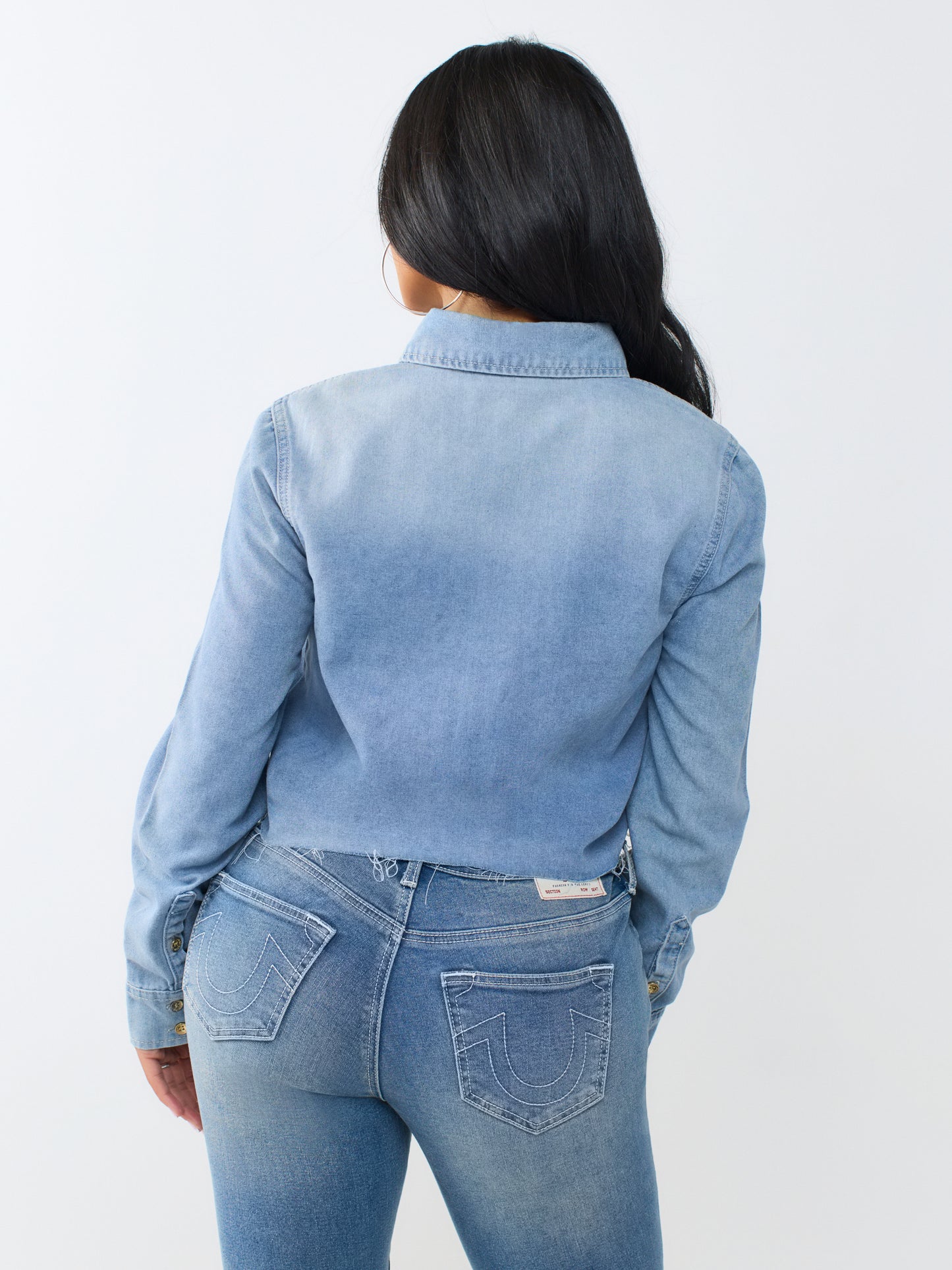 DENIM RAW HEM CROP SHIRT