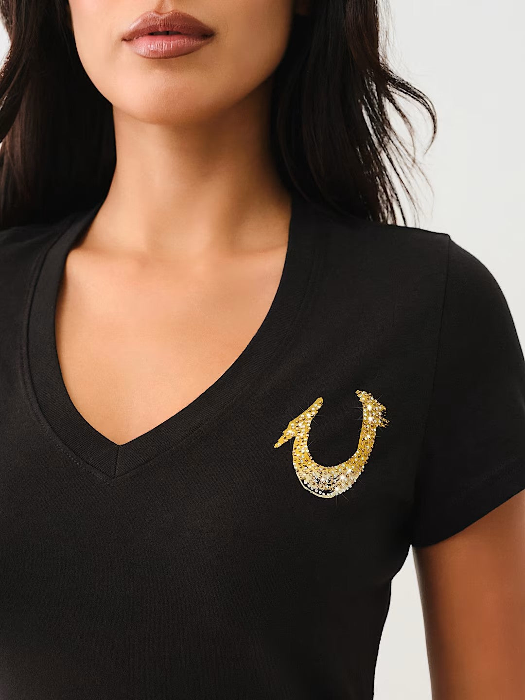 HS OMBRE CRYSTALS V NECK TEE
