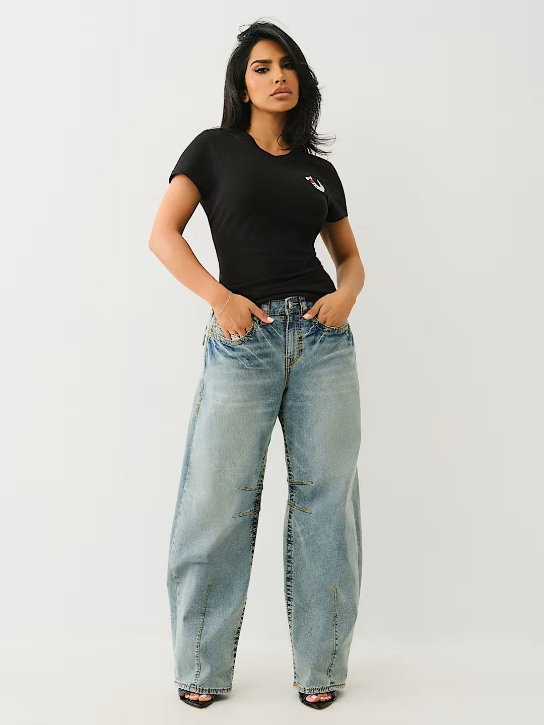 EMBROIDERED TR HS SS CREW TEE