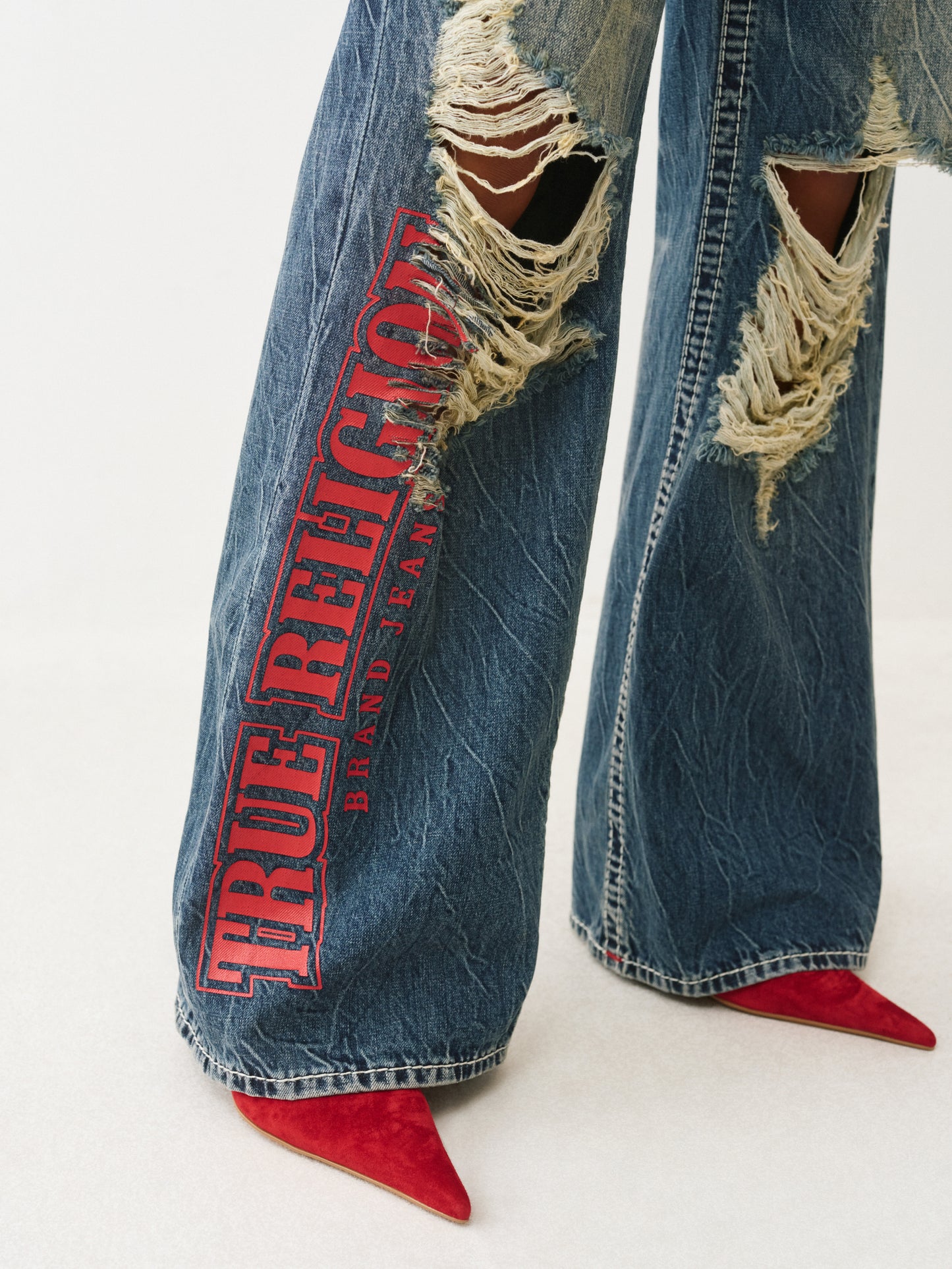 VON DUTCH BOBBI BAGGY BIG T