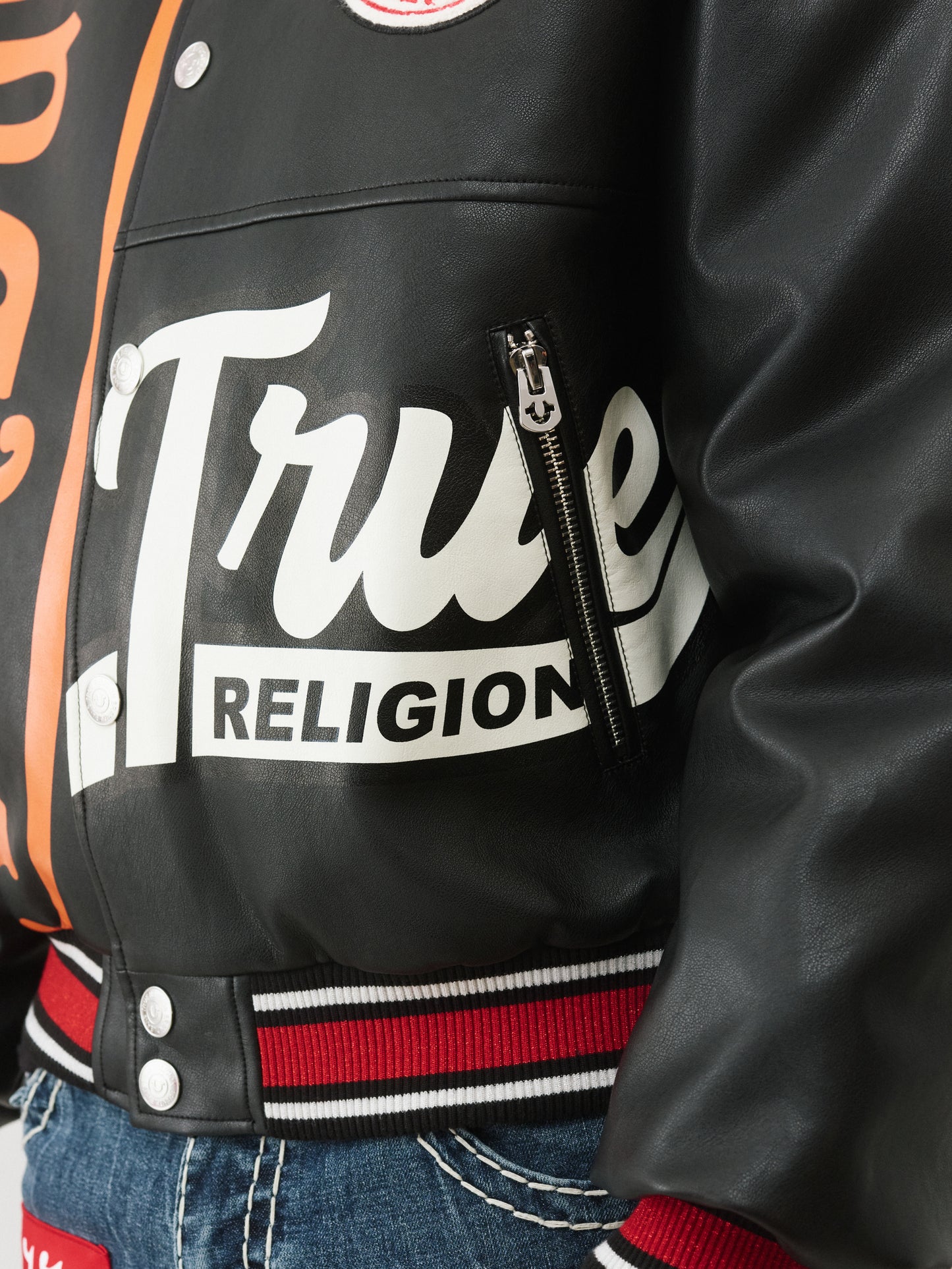 TR X VD RETRO VARSITY