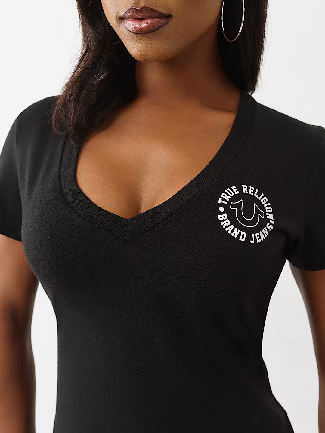 CRYSTAL HS VNECK TEE