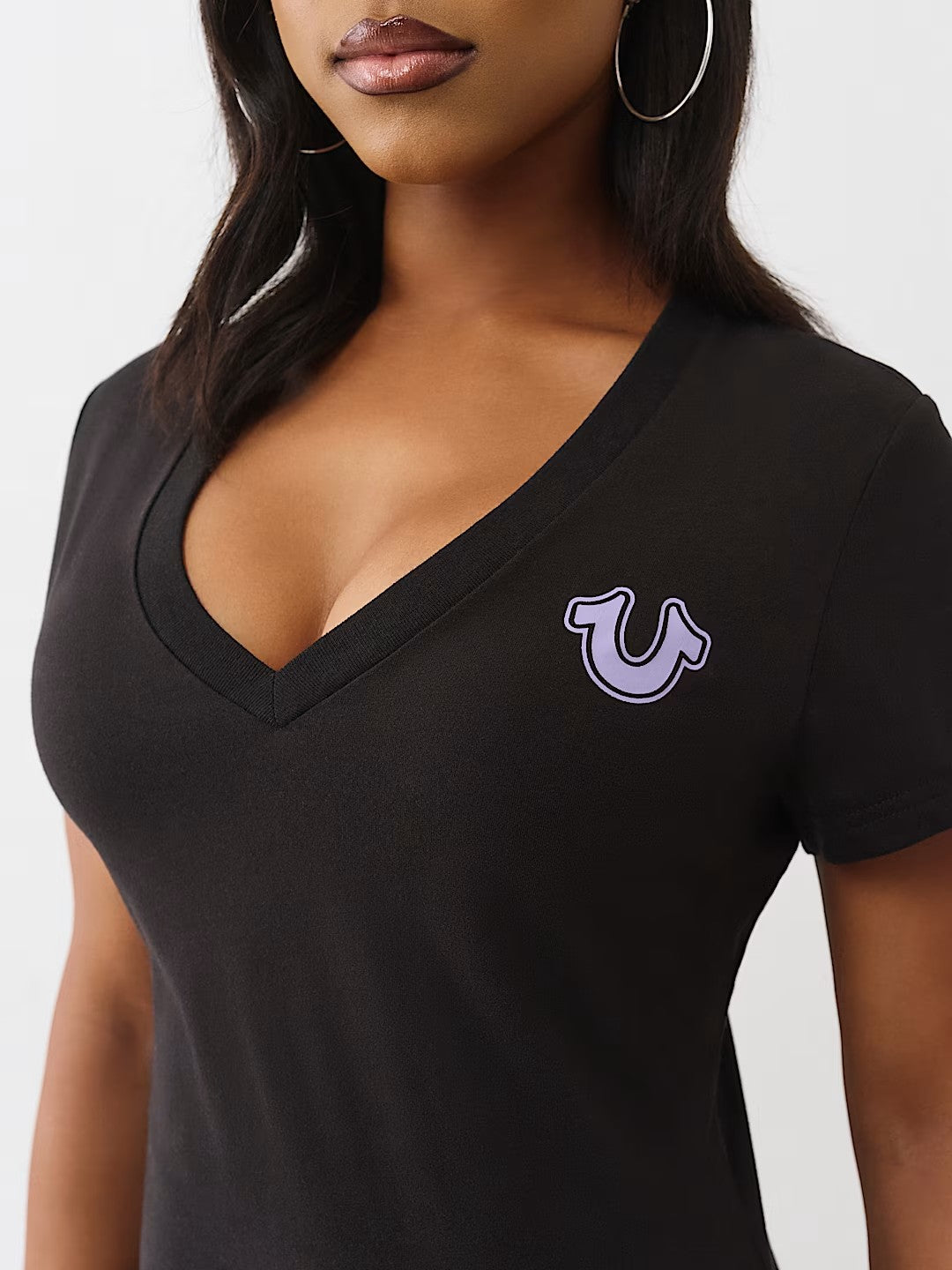 CRUSHED HS WING VNECK TEE