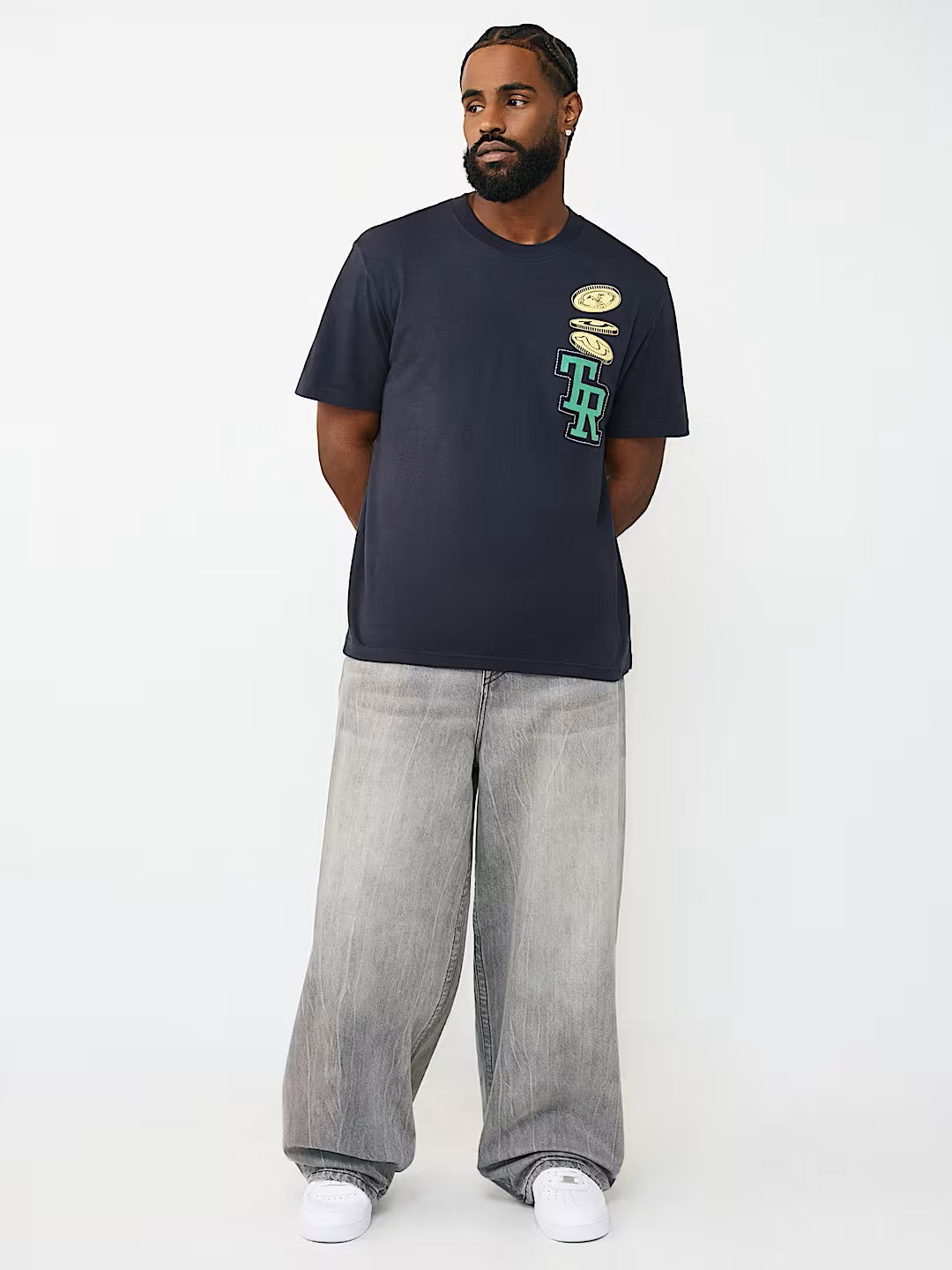 BUDDHA COIN EMBROIDERY TEE