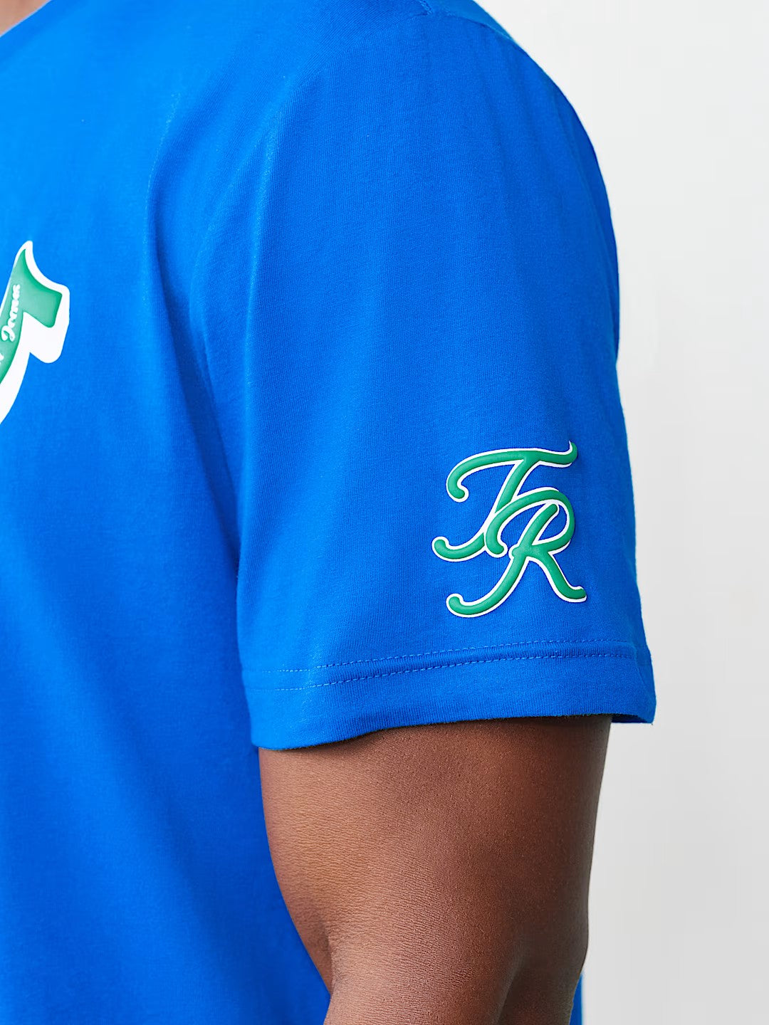SUPER TRUE TEE