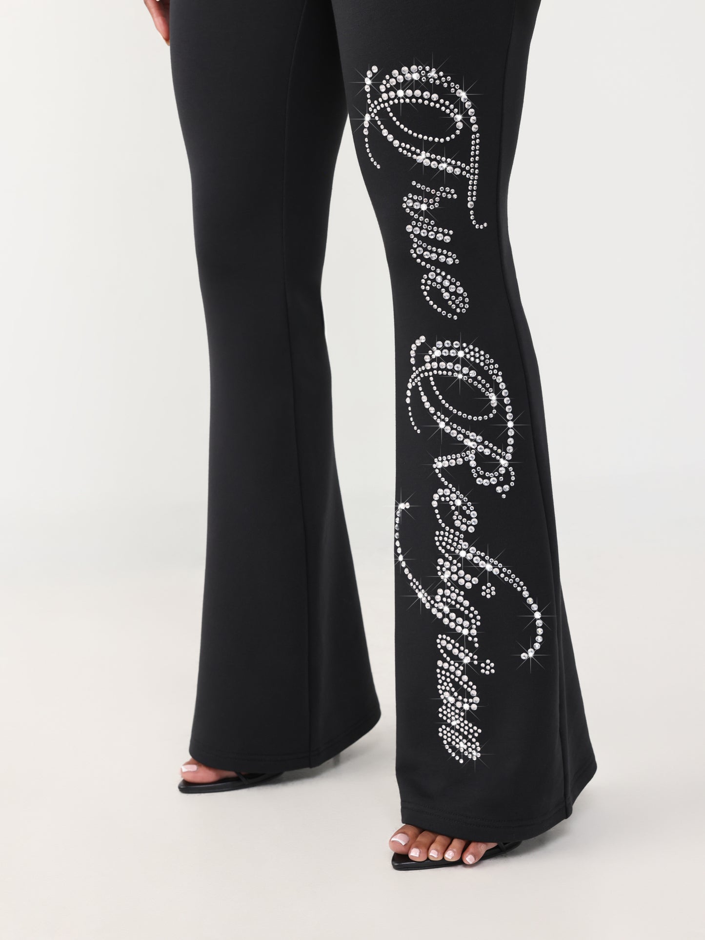 CRYSTAL LACE WAIST BOOTCUT PAN