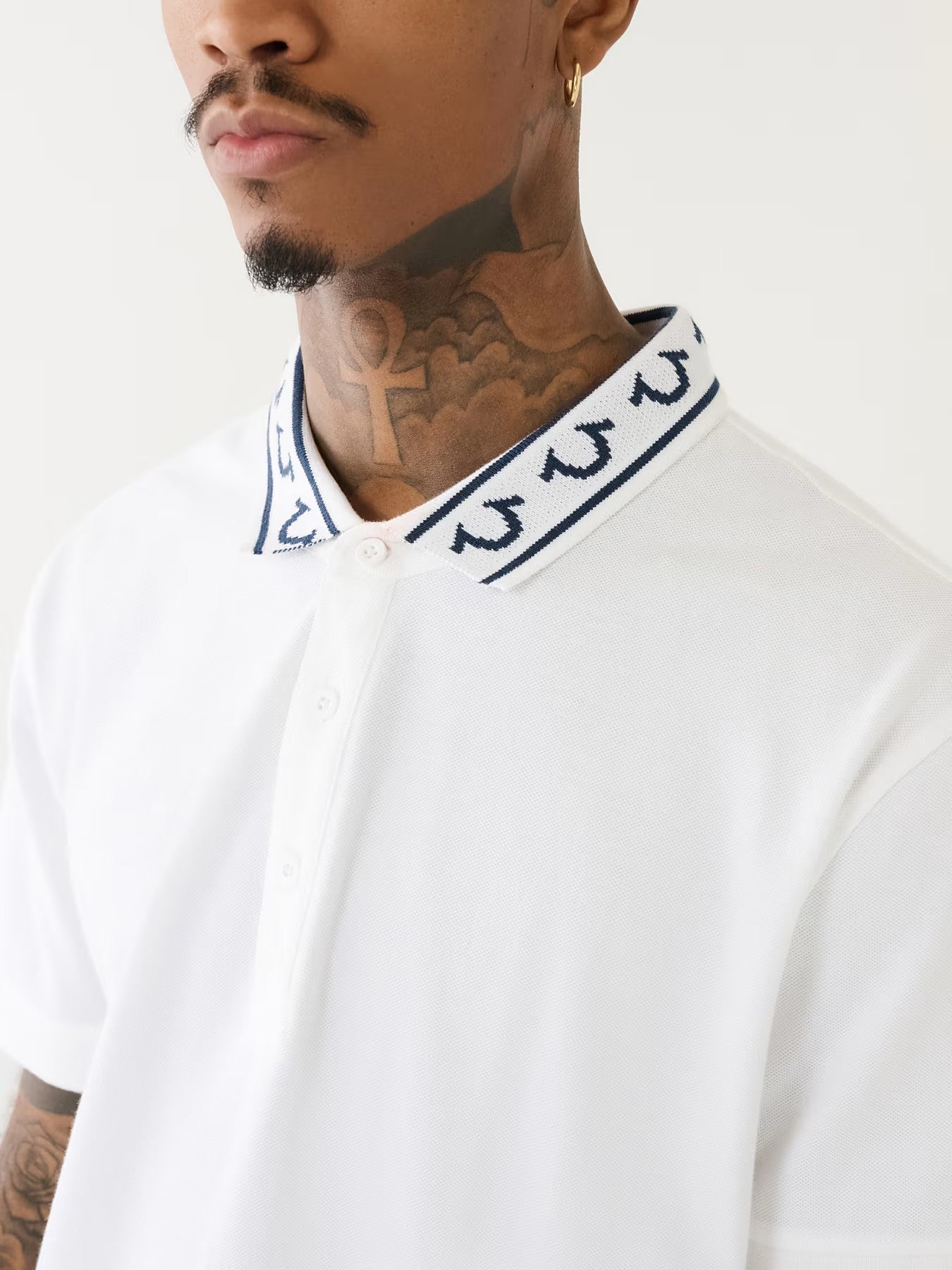 RELAXED BRANDED COLLAR SS POLO