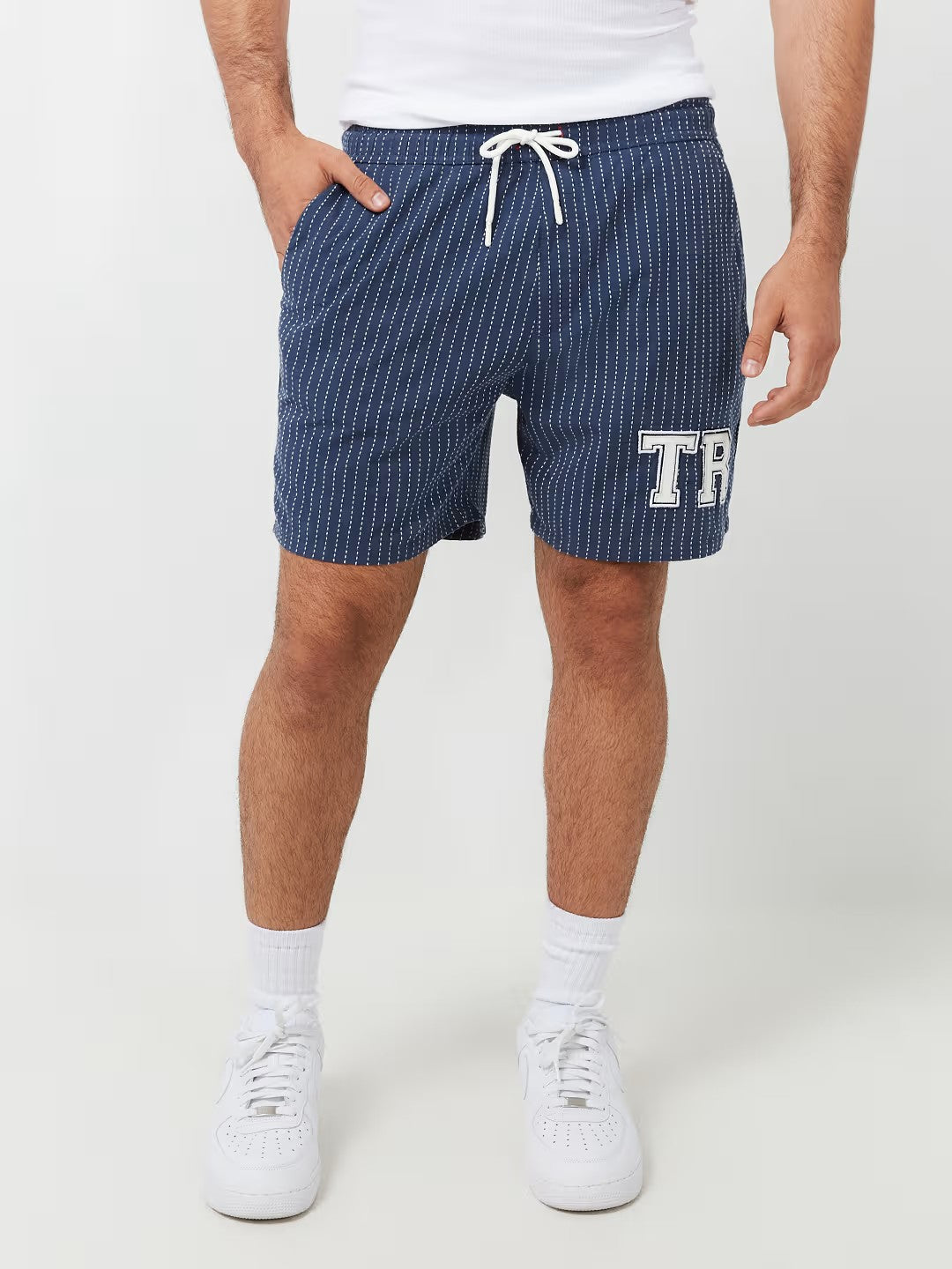 BIG T EMBRO SHORTS