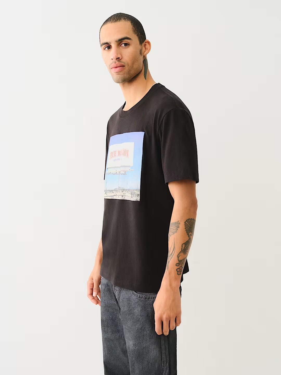 SS BILLBOARD TEE