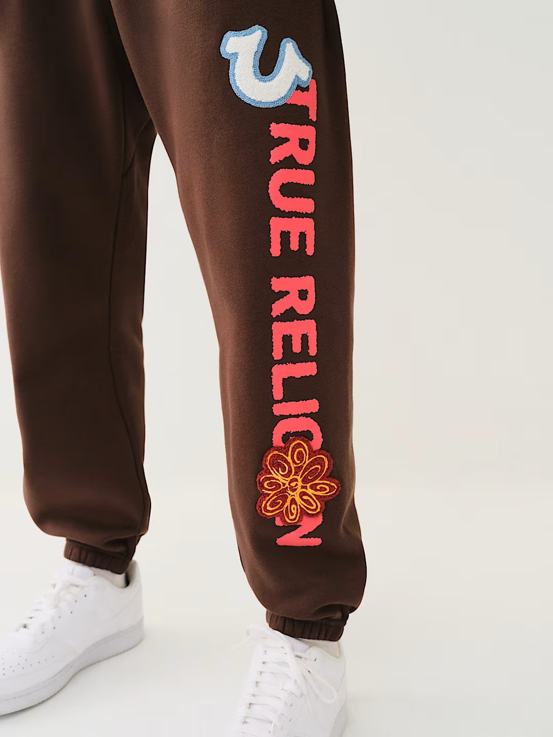 TRUE FLOWER JOGGERS