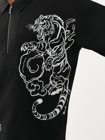 HALF ZIP  TIGER SS SHIRT