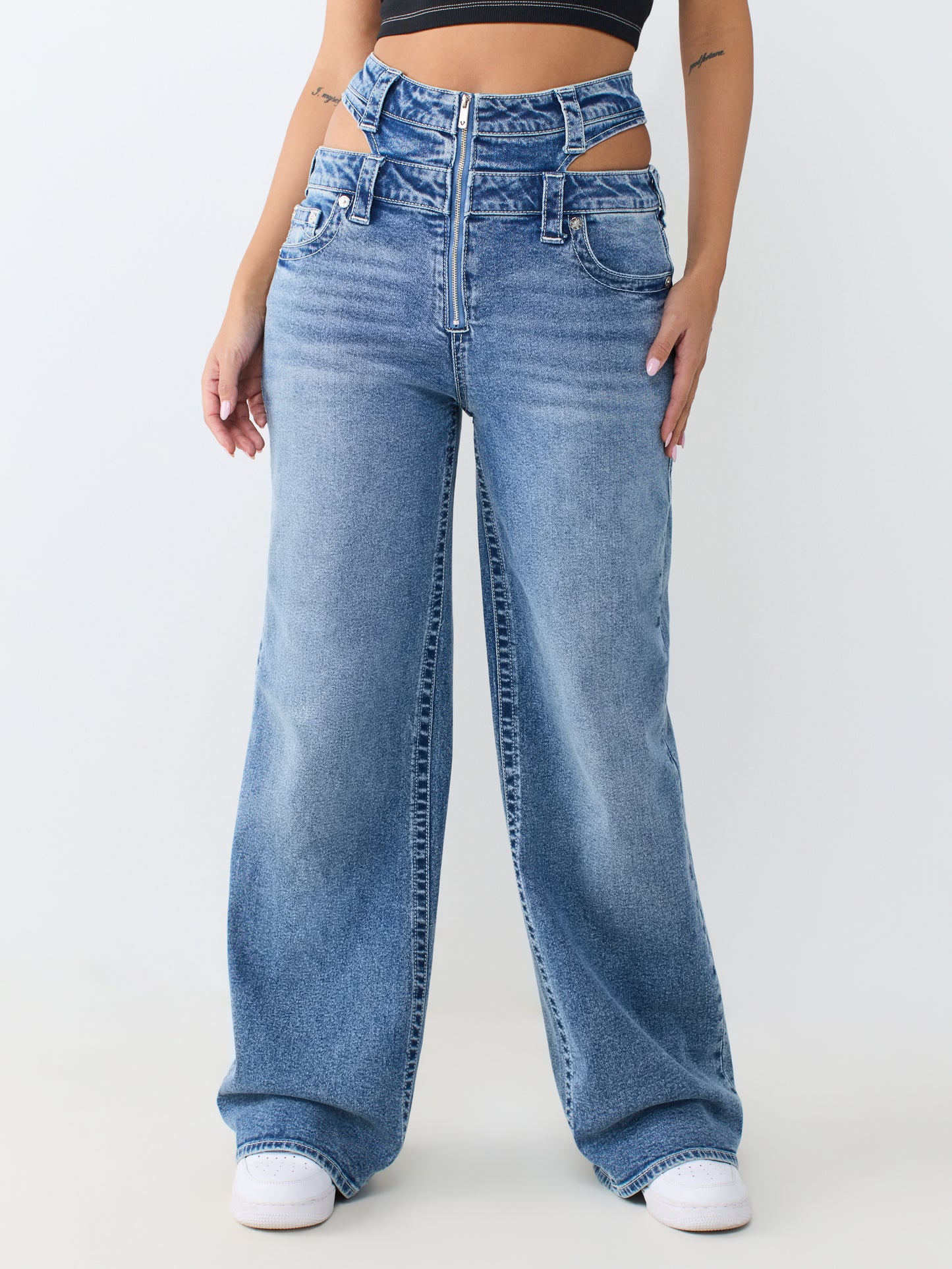 CUTOUT WB BOBBI BAGGY
