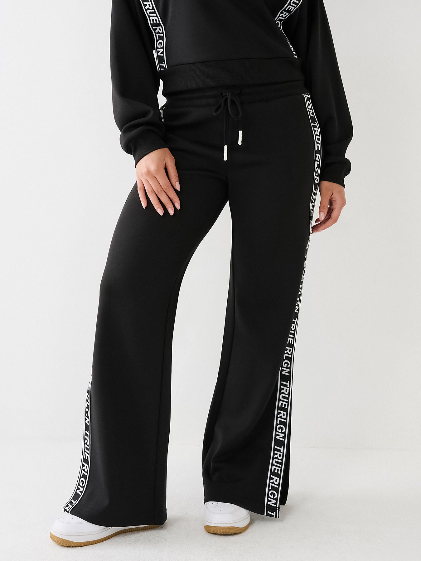 SIDE TAPING TRACK PANTS