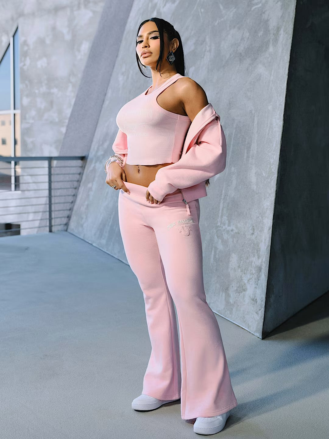 TRXFORD BIG T FLARE PANTS