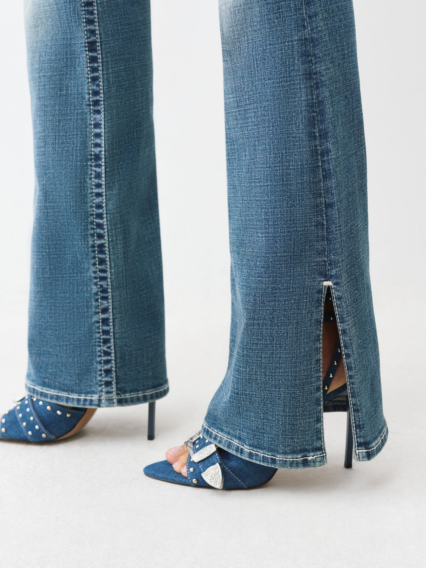 SIDE SLIT BECCA BOOTCUT FLAP