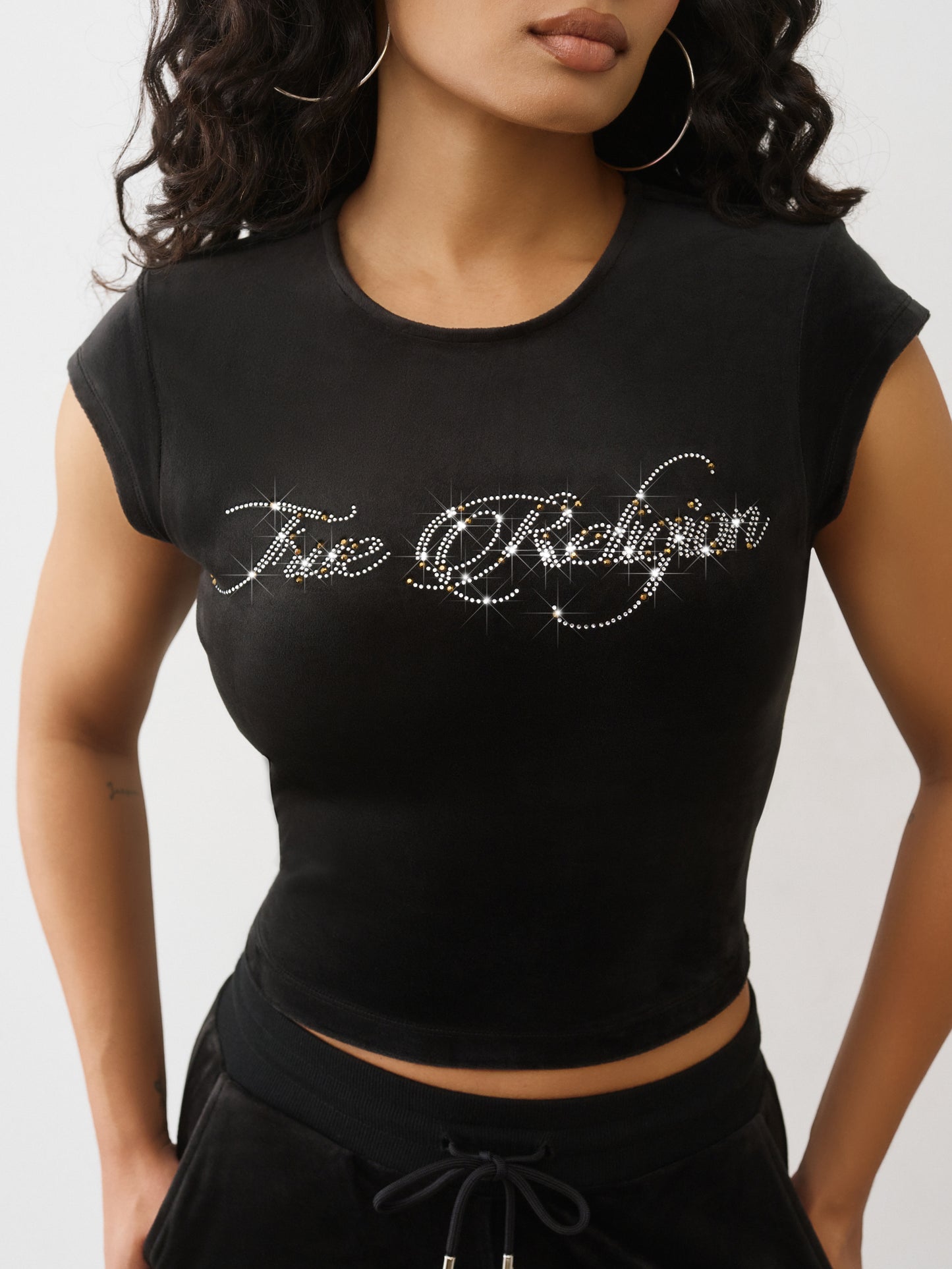 CRYSTAL TR VELOUR SS BABY TEE
