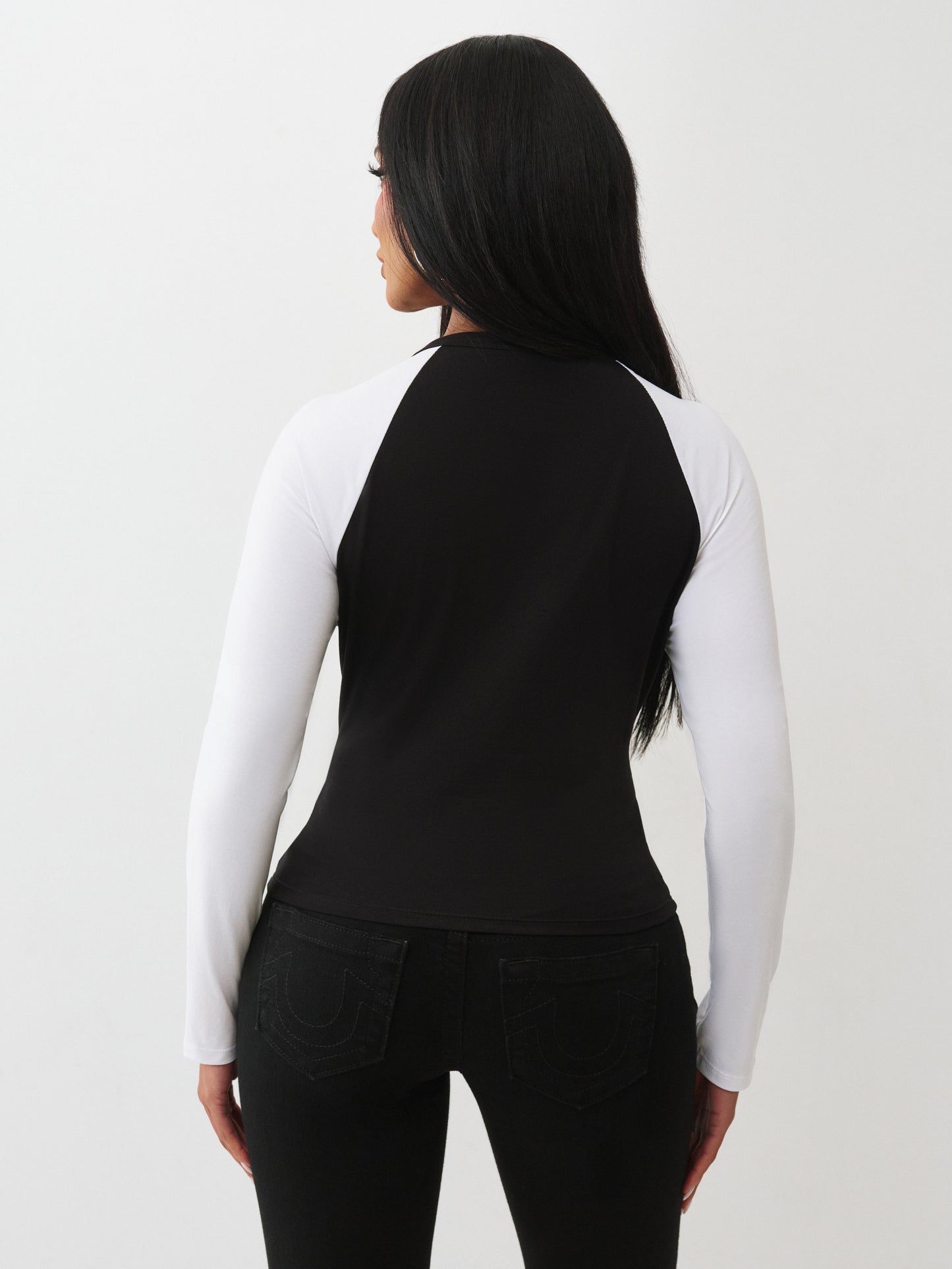 V NOTCH SOLID RAGLAN TEE