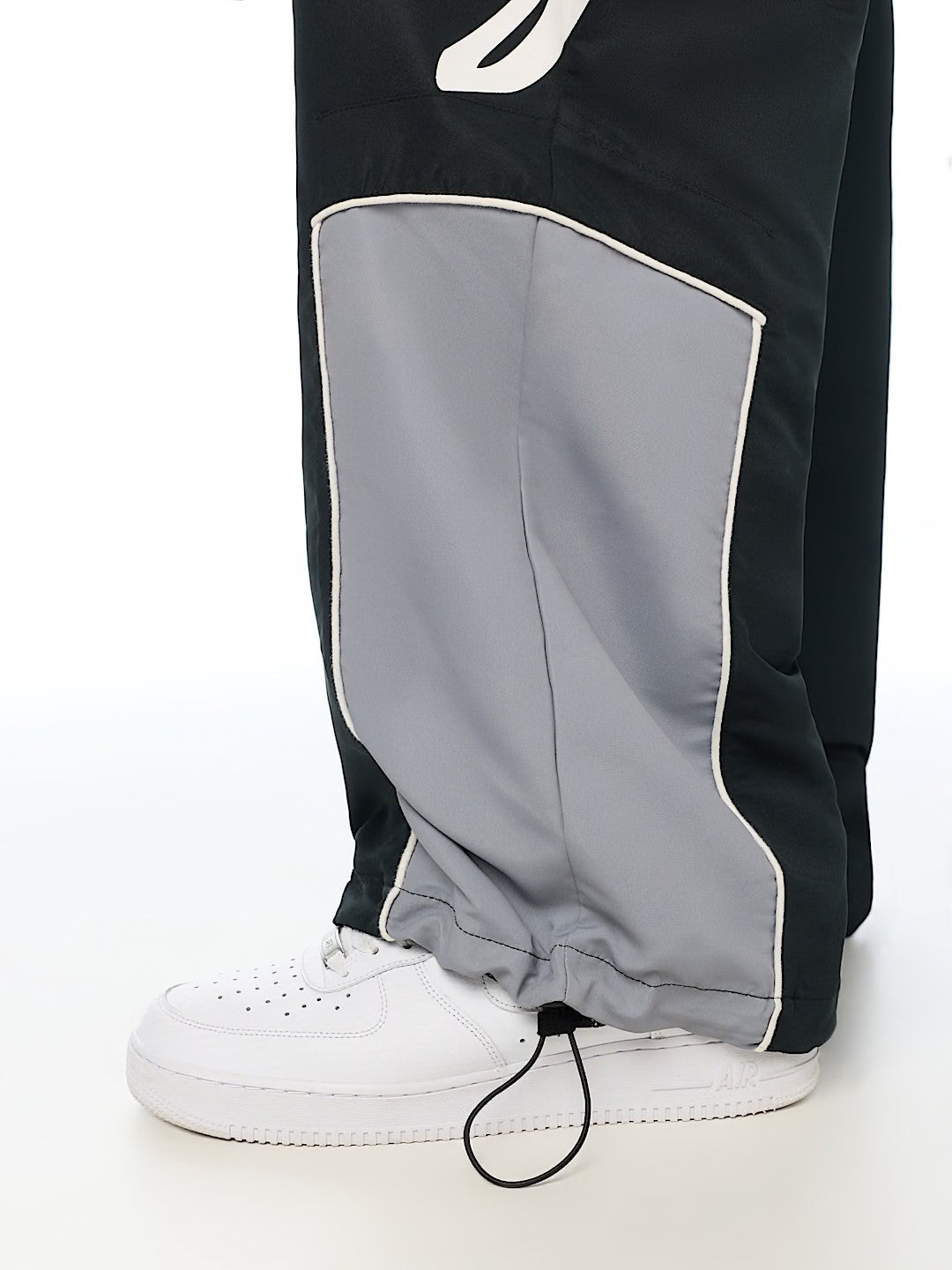 HS LOGO BAGGY NYLON PANTS