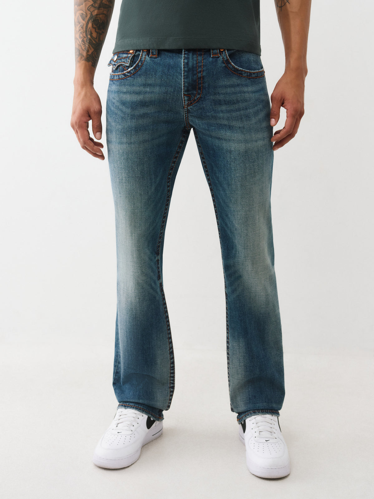 RICKY BIGT FLAP PKT EMBRO 34IN