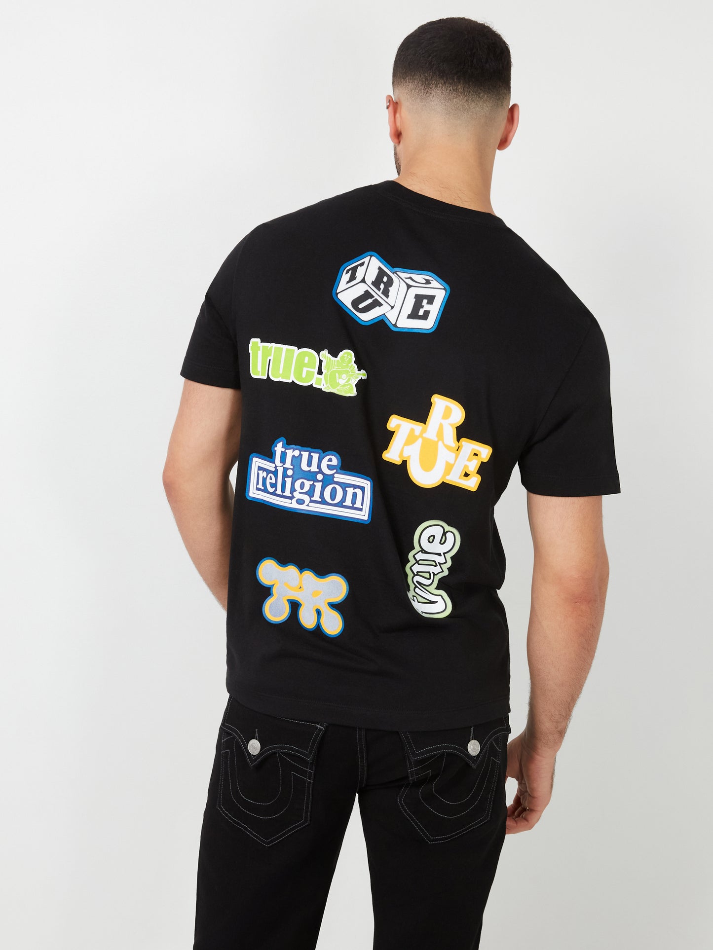 SS MIX MEDIA STICKER TEE