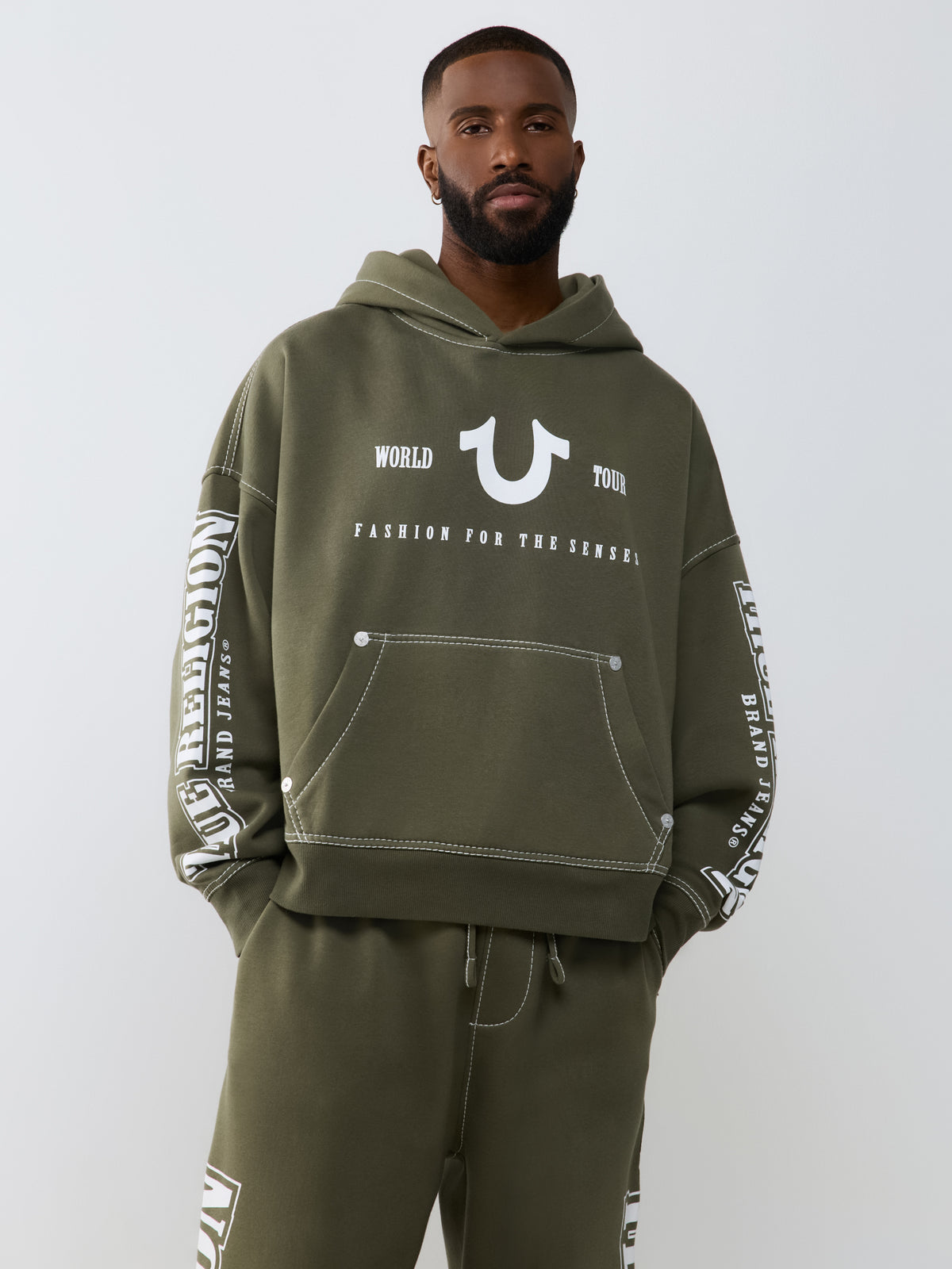 BIG T OVERSIZED HOODIE