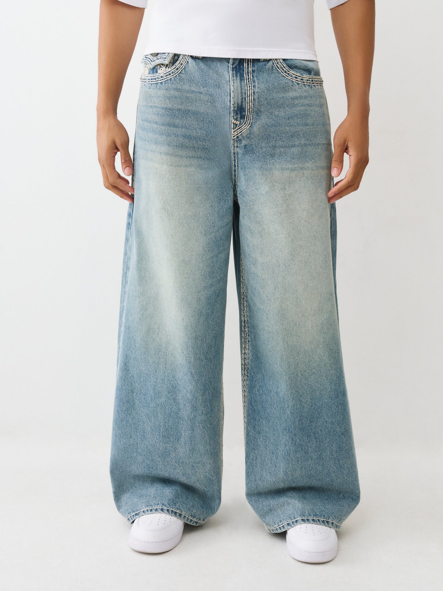 MIKEY SUPER QT FLAP 32IN