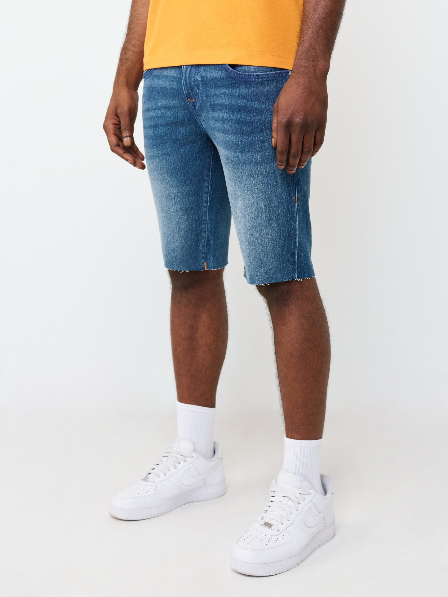 ROCCO SN FLAP SHORT RAW HEM