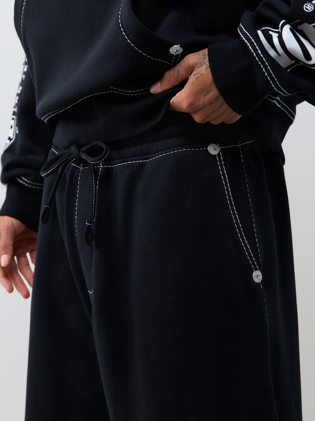 BIG T EXTRA BAGGY JOGGER