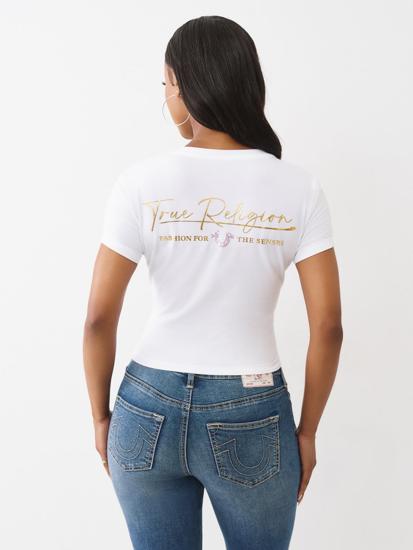 SCRIPT TR BB NOTCH TEE
