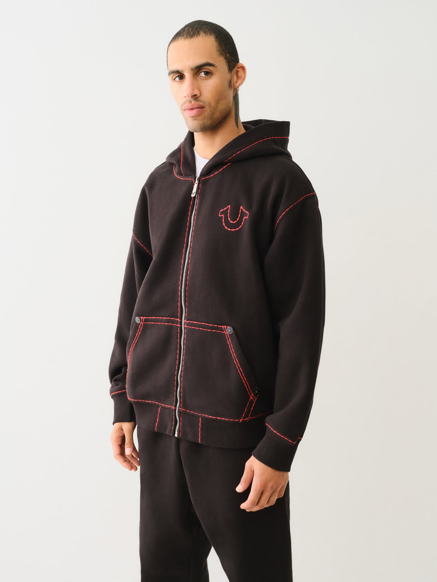 SUPER_T_ZIP_UP_EMBRO_AT_BACK