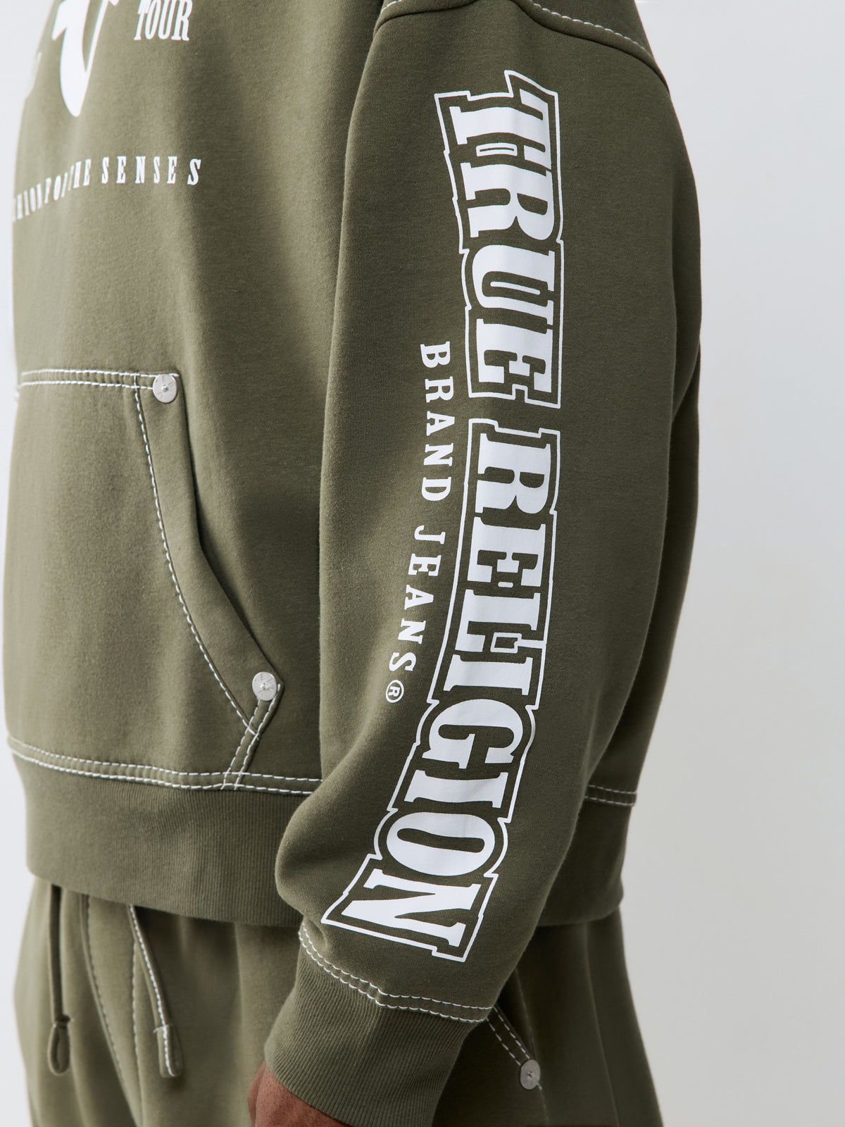 BIG T OVERSIZED HOODIE