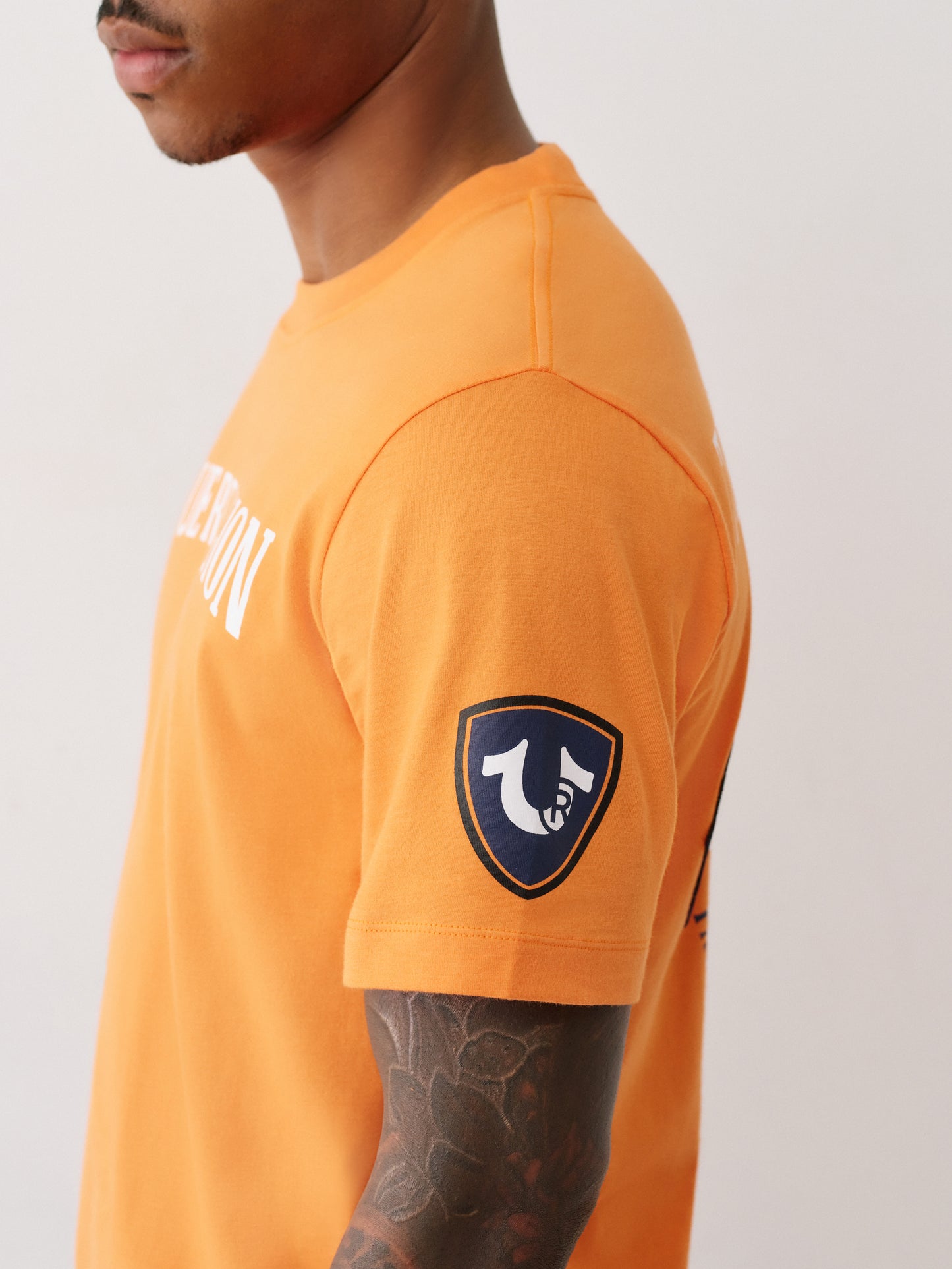 TR PATCH TEE