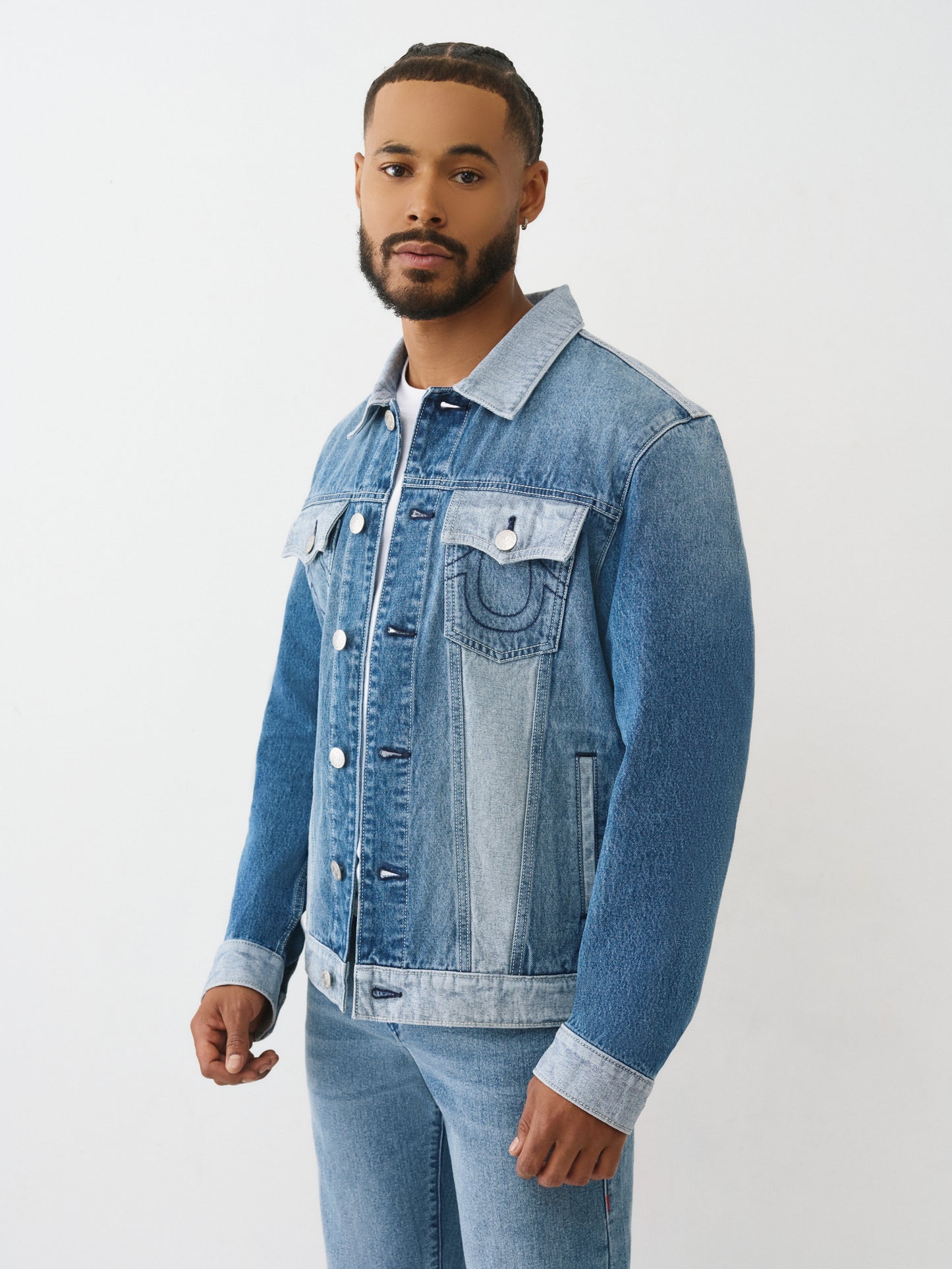 REVERSE DENIM TRUCKER JACKET