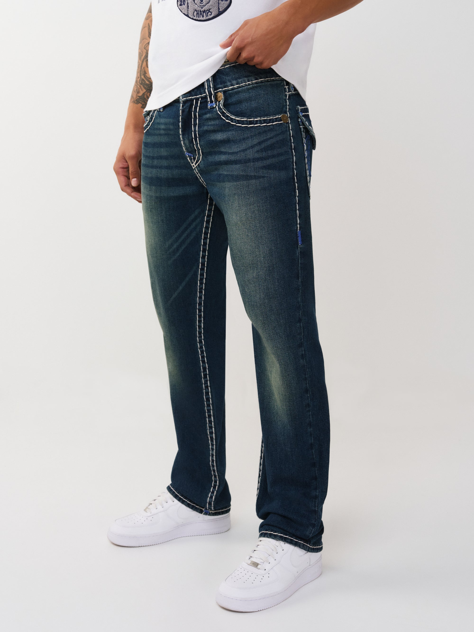 RICKY SUPER T FLAP 34IN – TRUE RELIGION México