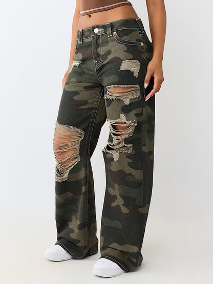 DISTRESSED CAMO BOBBI BAGGY
