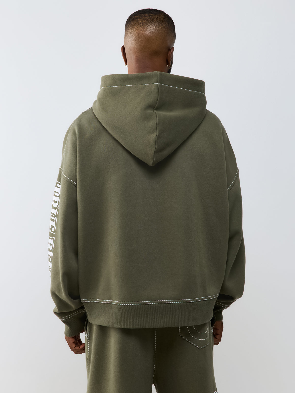 BIG T OVERSIZED HOODIE
