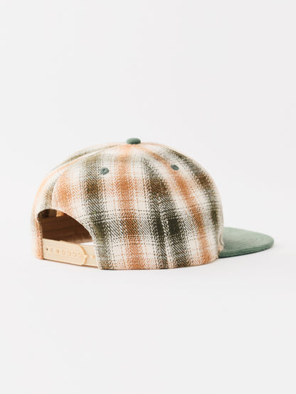 TR PLAID HAT