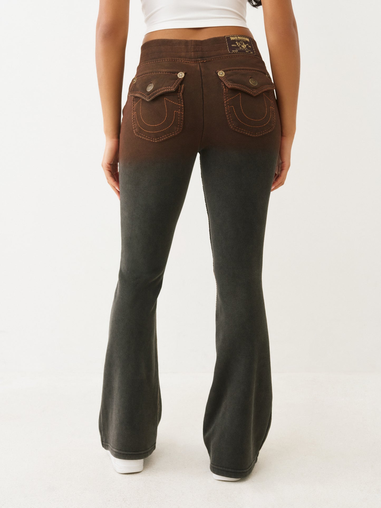 WASHED BIG T BOOTCUT SWEATPANT