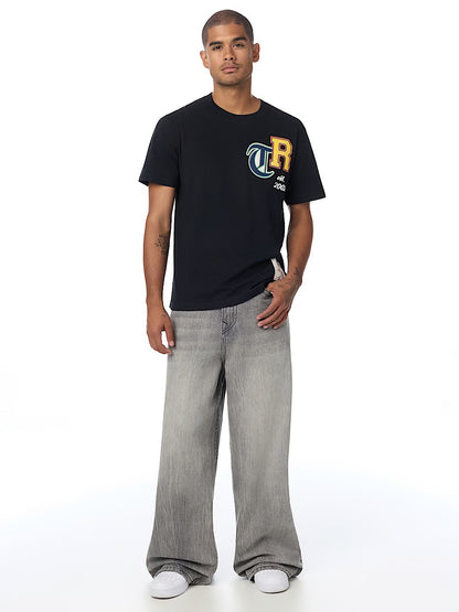 COLLEGIATE APPLIQUE LOGO TEE