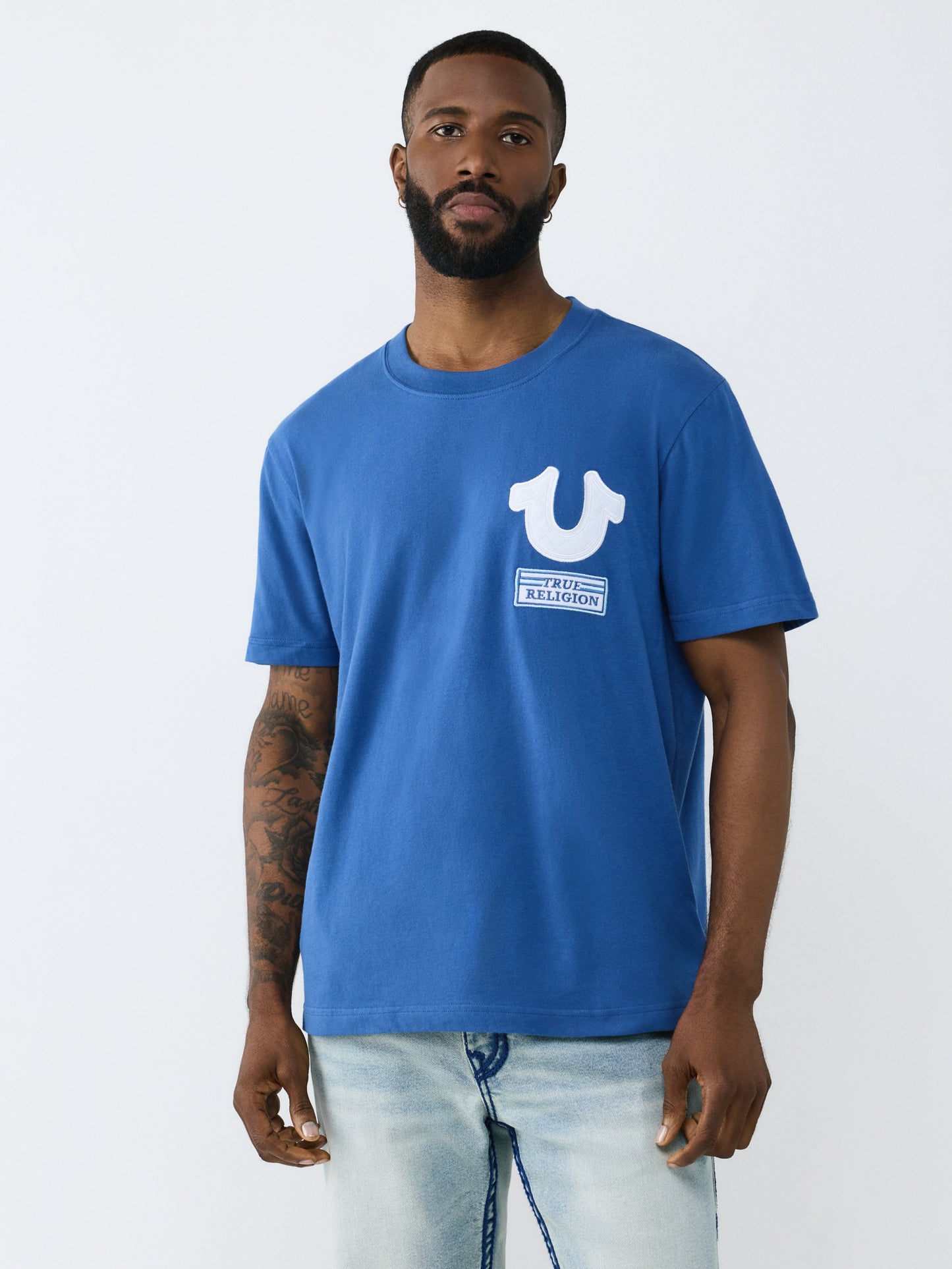 SS HORSESHOE REPEAT TEE