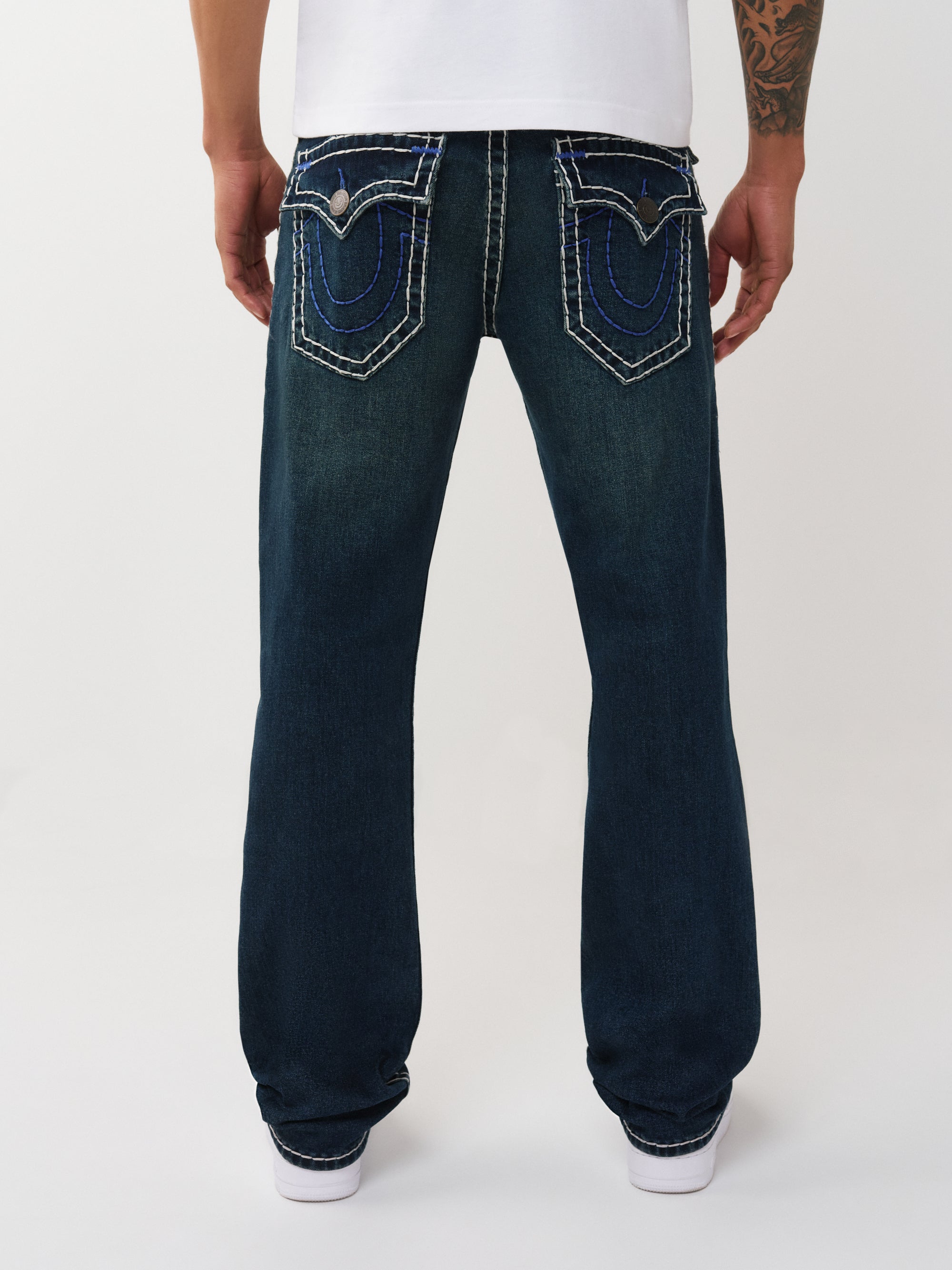 RICKY SUPER T FLAP 34IN – TRUE RELIGION México